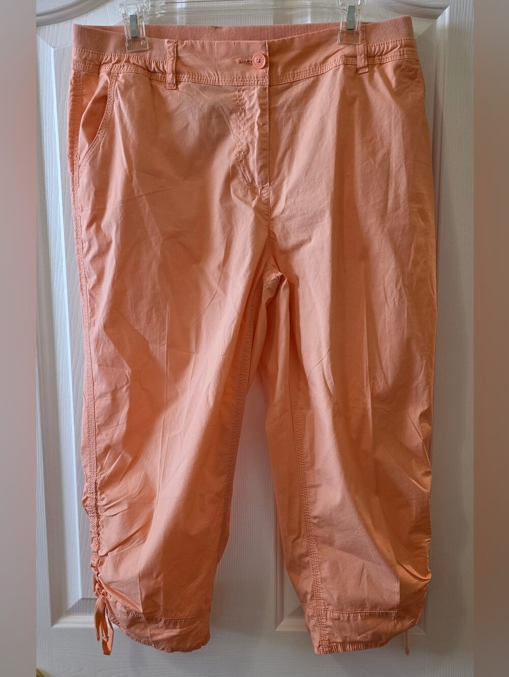 Chico's Collection Womens Peach Capris Size 1.5 (M 10) Cotton Ruched Hem EUC